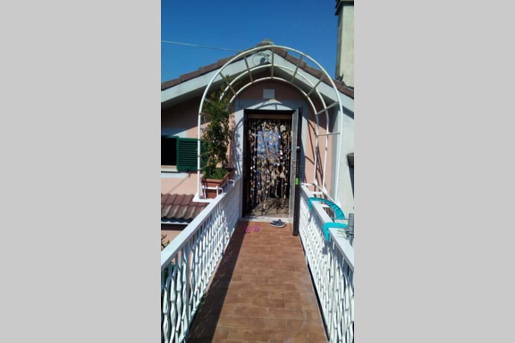 Villa Mansarda A Noli Exterior foto