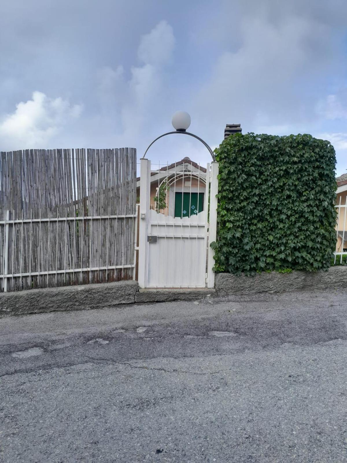 Villa Mansarda A Noli Exterior foto